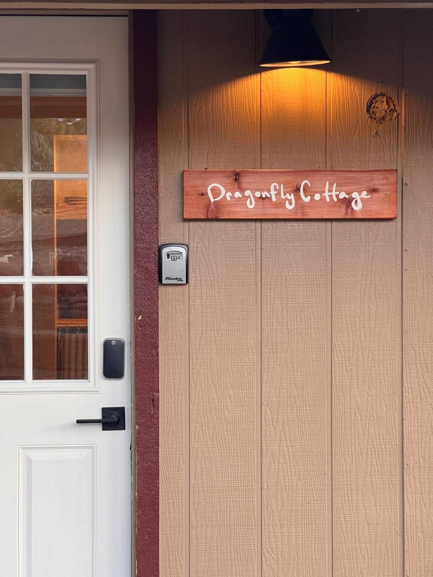 Dragonfly Cottage - Wend'Y Place Off Page Spring คอตตอนวูด ภายนอก รูปภาพ